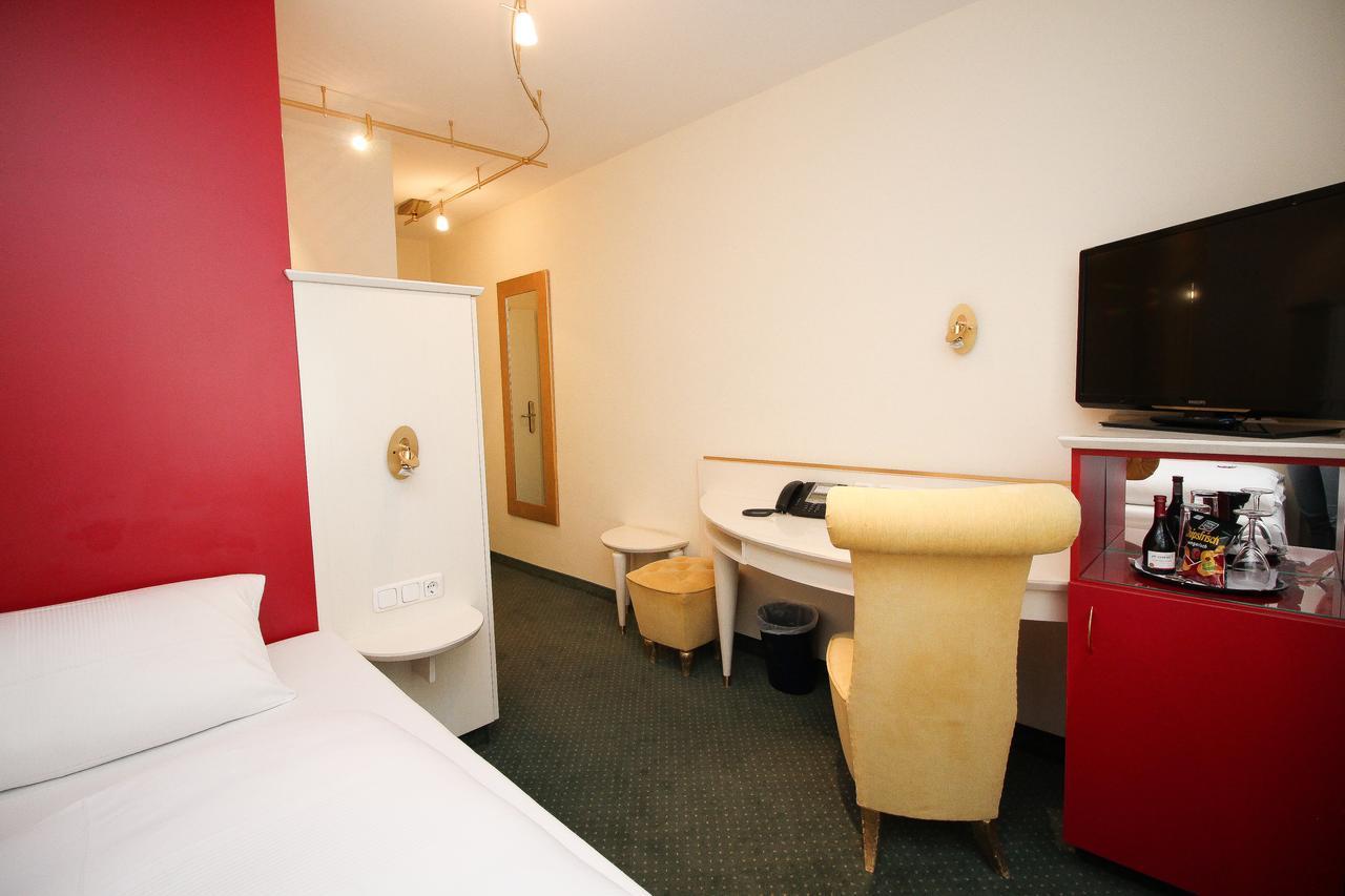 Hotel Leopold Μόναχο Εξωτερικό φωτογραφία