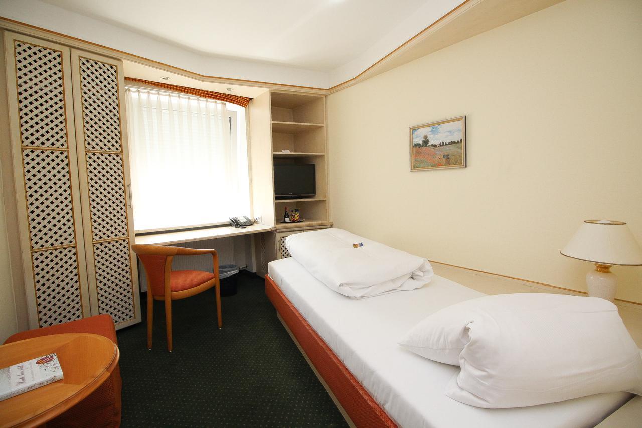 Hotel Leopold Μόναχο Εξωτερικό φωτογραφία