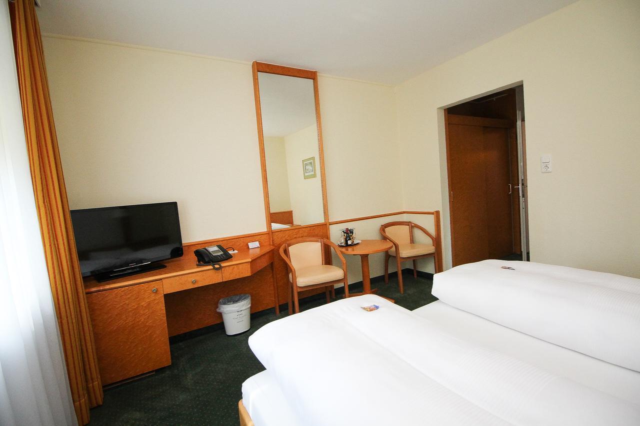 Hotel Leopold Μόναχο Εξωτερικό φωτογραφία