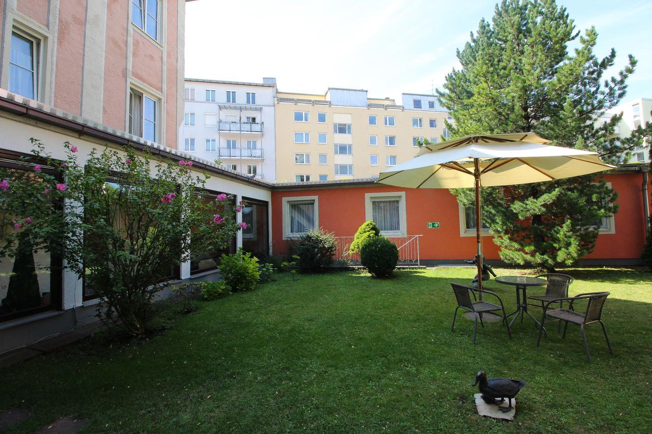 Hotel Leopold Μόναχο Εξωτερικό φωτογραφία